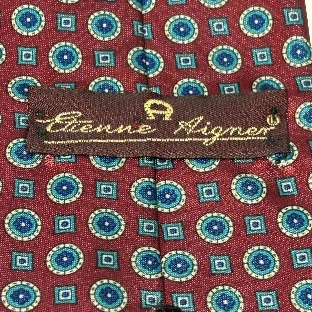 Etienne Aigner Tie Mens OS Burgundy Blue Geometric Medallion Vintage‎ Preppy